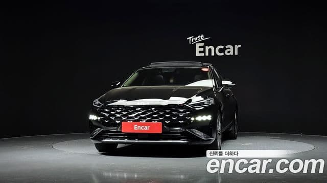 Kia K8 Hybrid 3