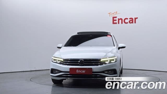Volkswagen Passat GT (B8) 3