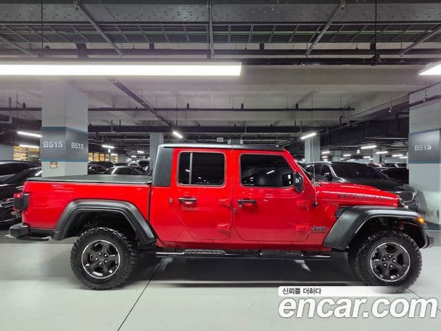 Jeep Gladiator (JT) 3
