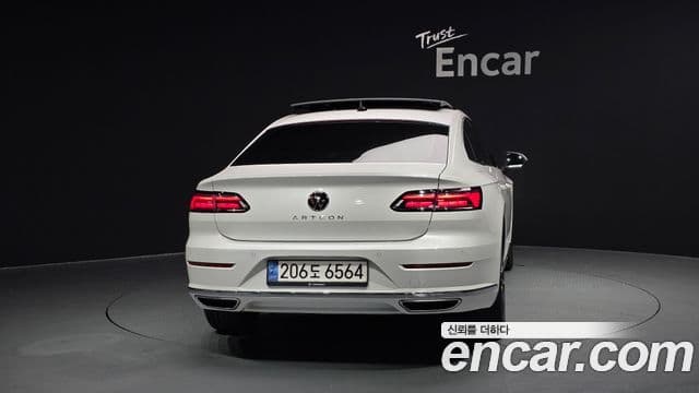 Volkswagen Arteon 4
