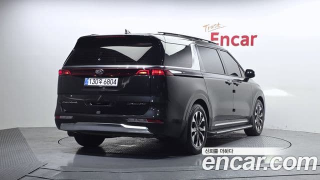 Kia Carnival 4th Gen 2