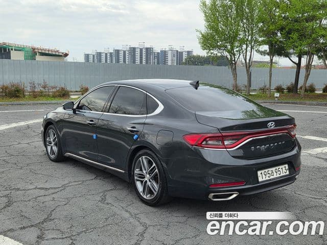 Hyundai Grandeur IG 2
