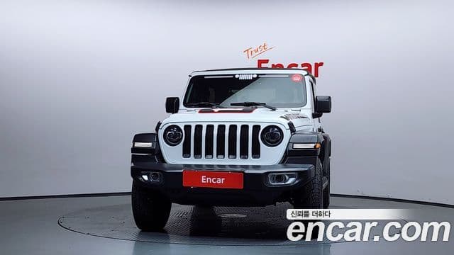 Jeep Wrangler (JL) 3