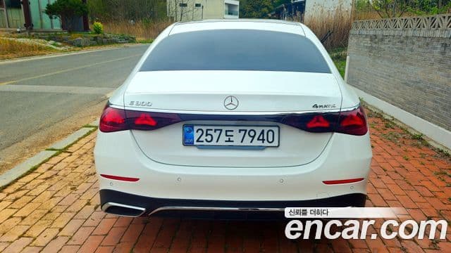 Mercedes-Benz E-Class W214 4