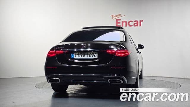 Mercedes-Benz S-Class W223 4
