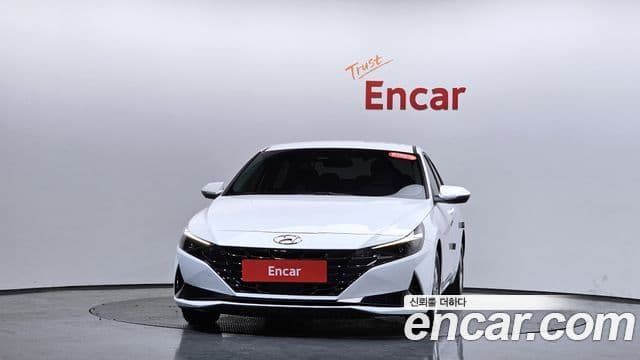 Hyundai Avante (CN7) 3