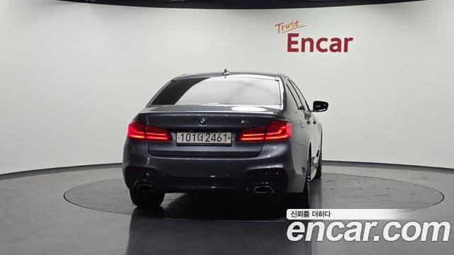 BMW 5 Series (G30) 3