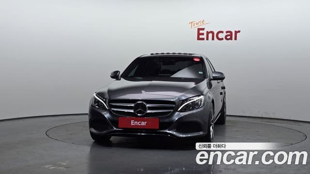 Mercedes-Benz C-Class W205 3