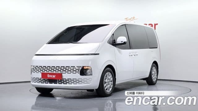 Hyundai Staria