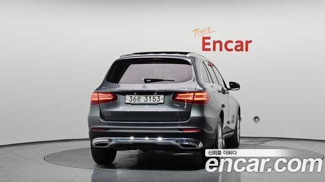 Mercedes-Benz GLC-Class X253 4