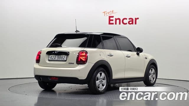 MINI Cooper 2