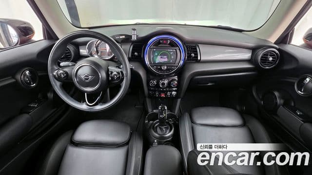 MINI Cooper 4