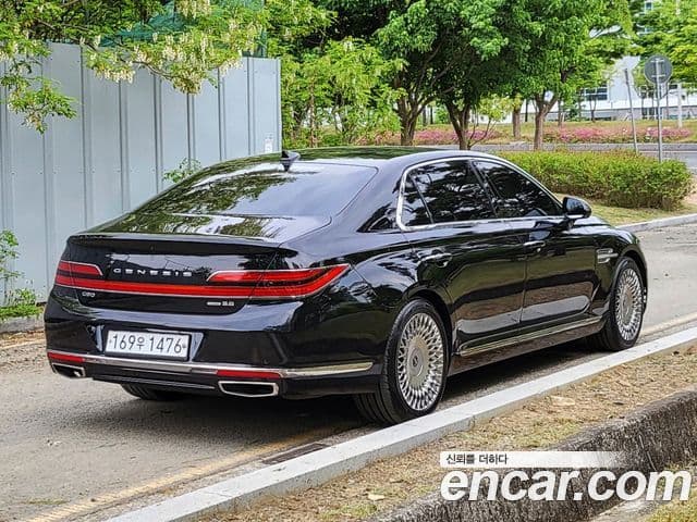 Genesis G90 3
