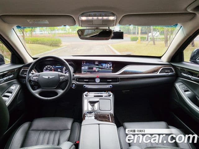Genesis G90 4