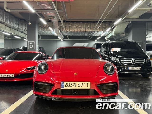 Porsche 911 (992) 3