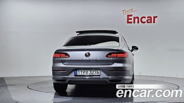 Volkswagen Arteon 4