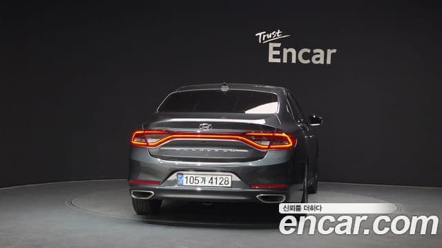 Hyundai Grandeur IG 4
