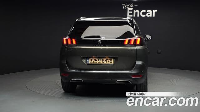 Peugeot 5008 2nd Gen 4