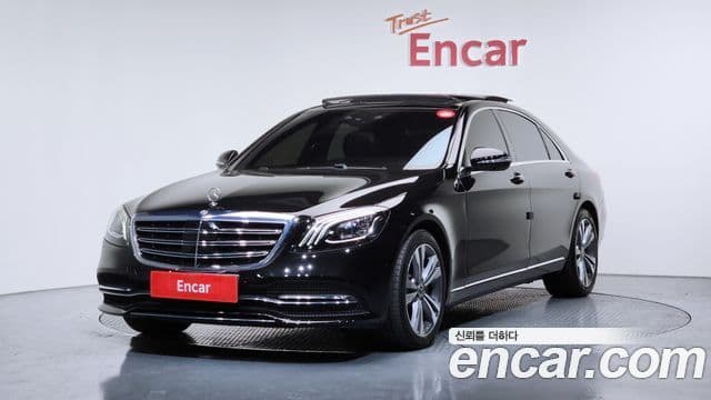 Mercedes-Benz S-Class W222