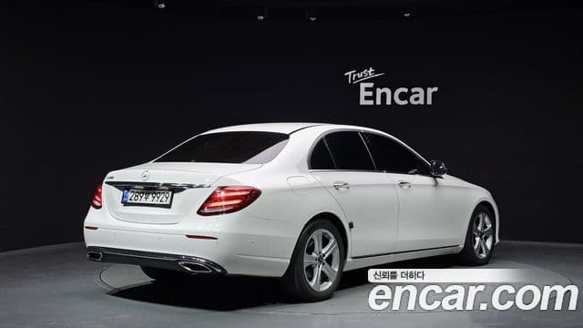 Mercedes-Benz E-Class W213 2