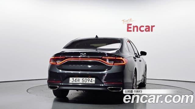 Hyundai Grandeur IG 4