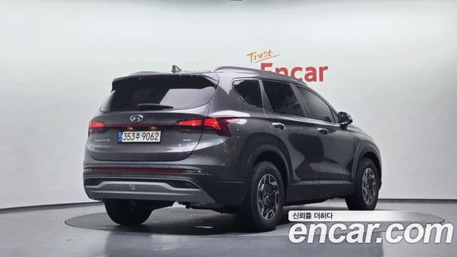 Hyundai The New Santa Fe 2