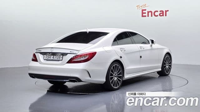 Mercedes-Benz CLS-Class W218 2