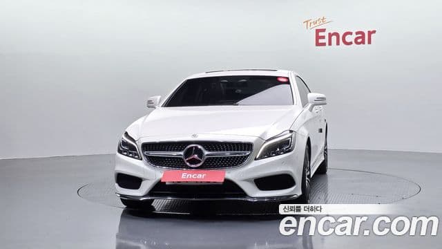 Mercedes-Benz CLS-Class W218 3