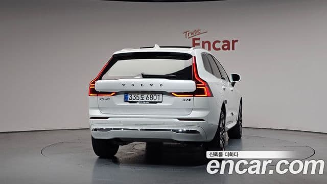 Volvo XC60 2nd Gen 4