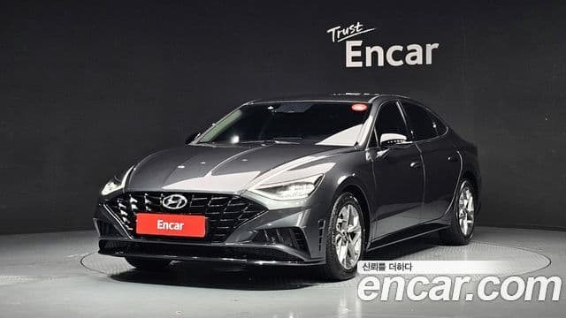 Hyundai Sonata (DN8) 1