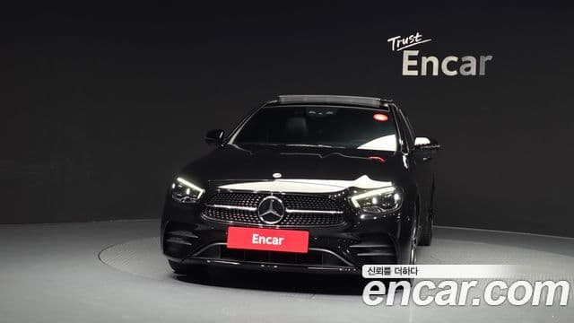 Mercedes-Benz E-Class W213 3