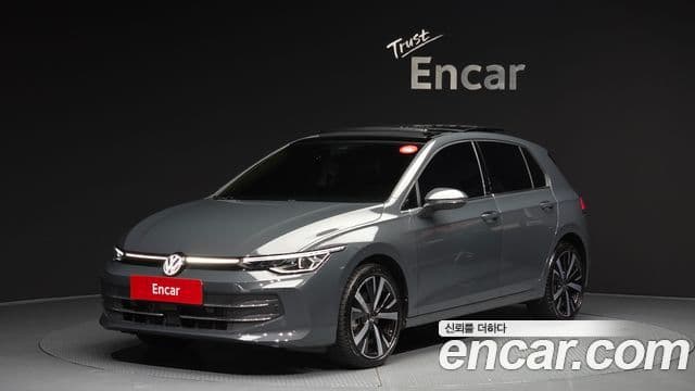 Volkswagen Golf 8th Gen 1