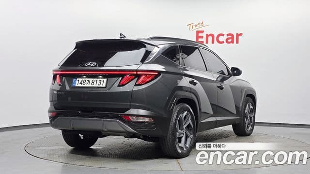 Hyundai Tucson (NX4) 2