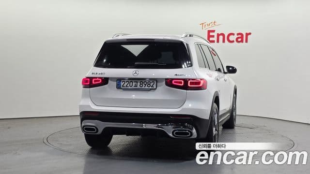 Mercedes-Benz GLB-Class X247 4