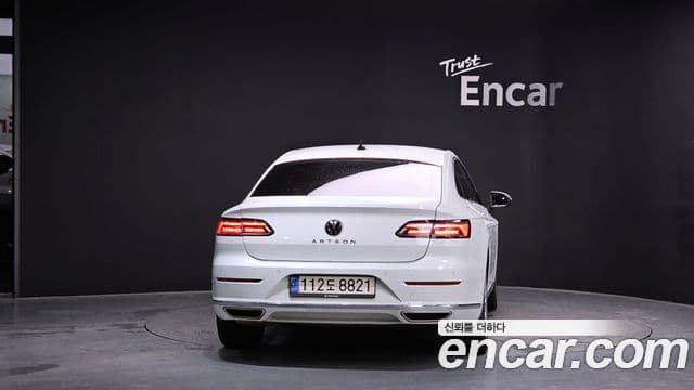 Volkswagen Arteon 4