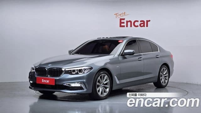 BMW 5 Series (G30) 1