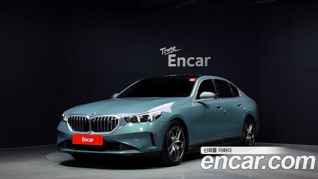BMW i5 (G60)