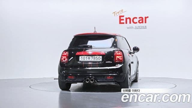 MINI Cooper S 4