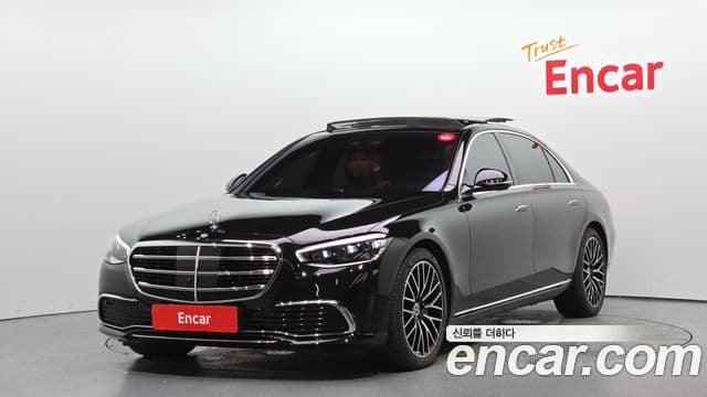 Mercedes-Benz S-Class W223 1
