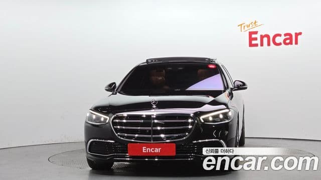 Mercedes-Benz S-Class W223 3