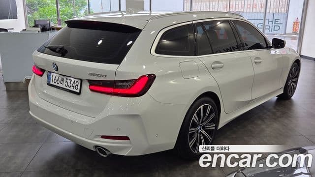 BMW 3 Series (G20) 2