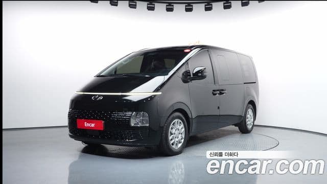 Hyundai Staria — 1