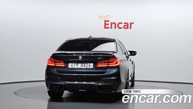 BMW M5 (F90) 3