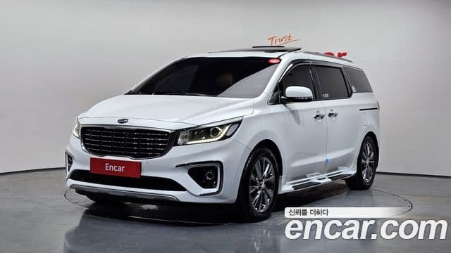 Kia The New Carnival 1
