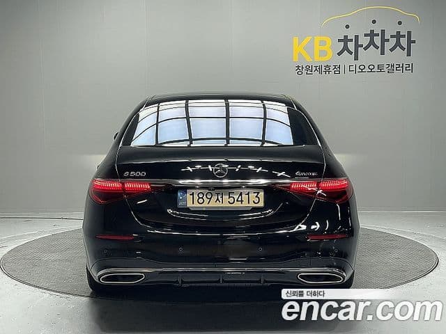 Mercedes-Benz S-Class W223 4