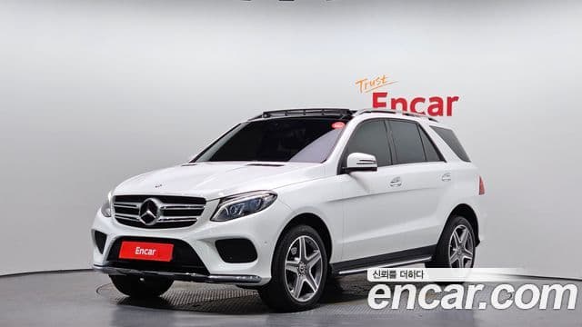 Mercedes-Benz GLE-Class W166