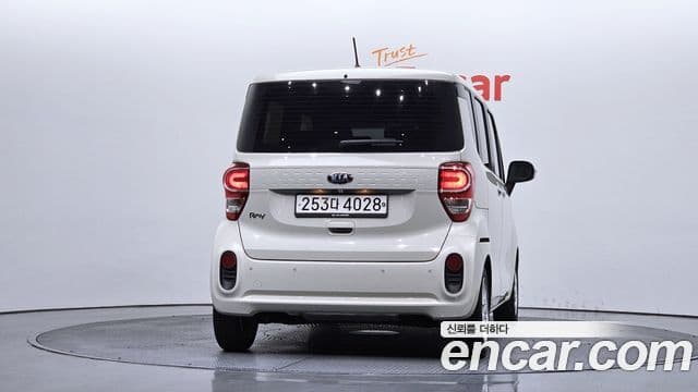 Kia The New Ray 4