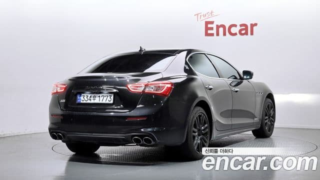 Maserati Ghibli 2