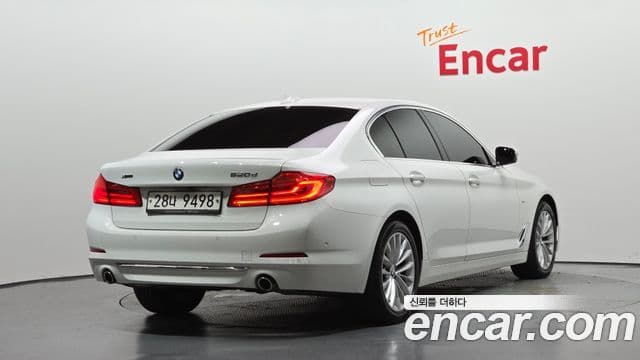 BMW 5 Series (G30) 2