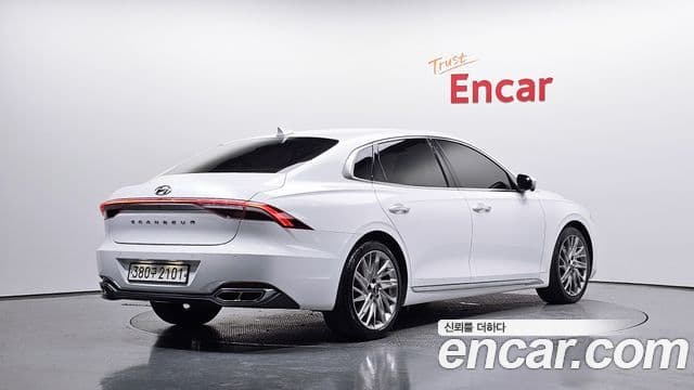 Hyundai The New Grandeur IG 2